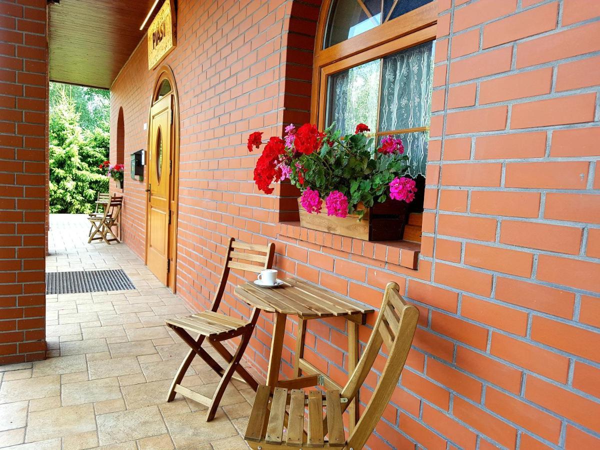 Gosciniec Piast Pokoje I Camper Park Brzezno  Exterior foto